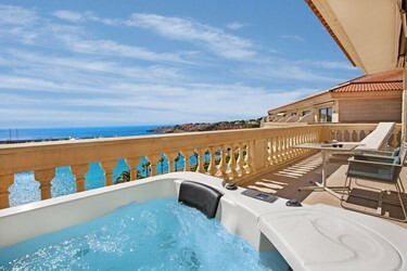 Adriano Suite