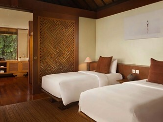 Kayu Aya Club Villa