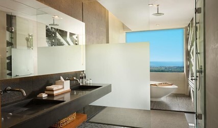 Deluxe Twin Room with Balcony and Ocean View