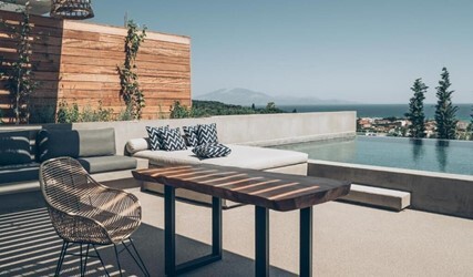 Honeymoon Suite