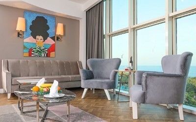 Jacuzzi Suite Room