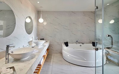 Penthouse Suite