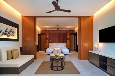 Beach Villa Pool