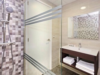 Трехместный номер (3 взрослых)