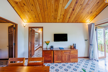 Camia Villa 2 Bedrooms with Terrace (4 pax)