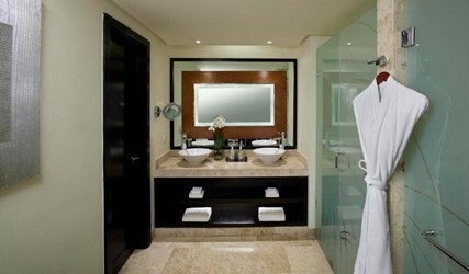 Suite 1 Room, THE RESERVE
