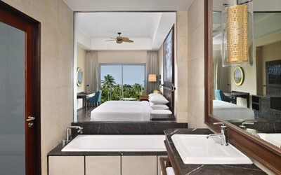 Deluxe Ocean View Room
