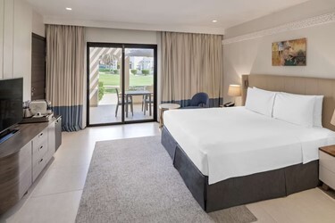 Premium Room with Balcony Garden View