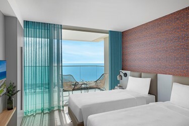 2 Bedroom Suite with Terrace Panoramic Ocean View