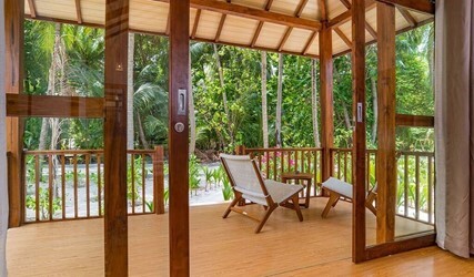 Deluxe Garden Villa