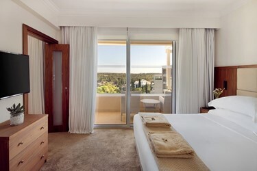 Standard Suite Partial Sea View