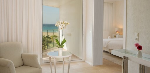 Family Suite Sea View Main Building