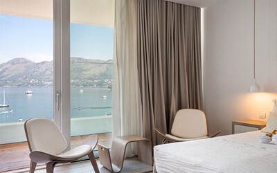 Premium Sea View Room with Balcony