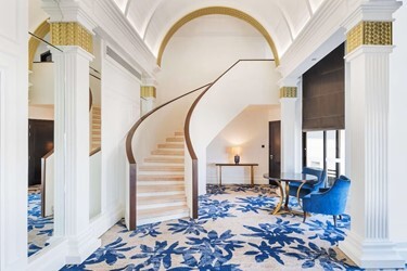 Presidential Suite with Lounge Access