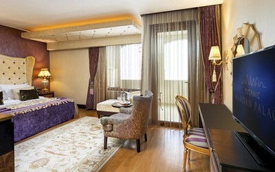 Premium Room With Pool Or Side Sea View