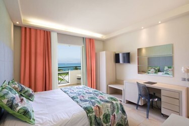 Deluxe Room Sea View
