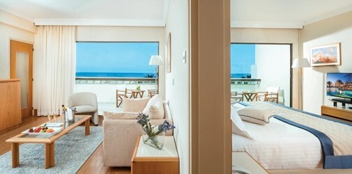 Family One Bedroom Suite Sea View