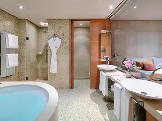 Cloud 9 Suite