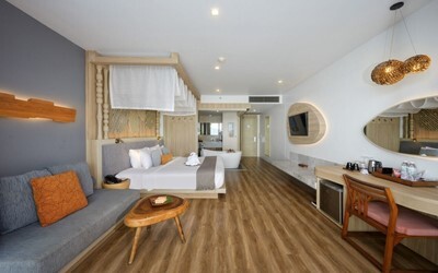 Romance Ocean View Room