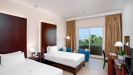 Deluxe twin poolview