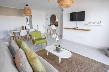 Suite Deluxe three Bedroom Apartment with Sea View and Large Terrace