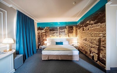 Junior Suite with Sea View and Balcony