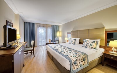 Mainbuilding STD Sea View