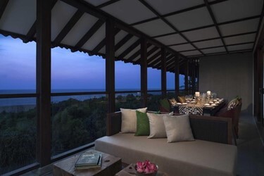 One Bedroom Ocea View Suite Room