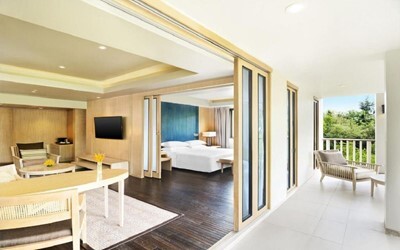 Club Premium Suite