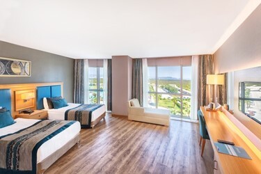 Economy Room