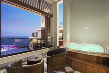 Premium Suite