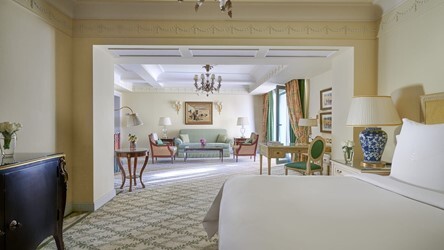 Deluxe Two Bedrooms Suite City and Grand Plaza View