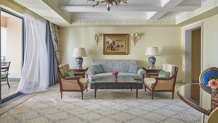 Deluxe Two Bedrooms Suite City and Grand Plaza View