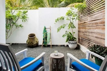 Signature Suite 01