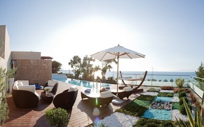 Elite Presidential Suite Sea View with Private Pool