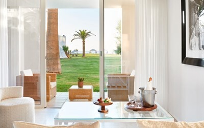 Palace Family Bungalow Suite Side Sea View