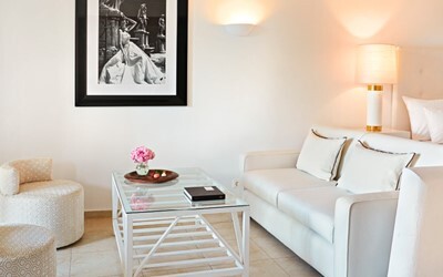 Palace Family Bungalow Suite Side Sea View