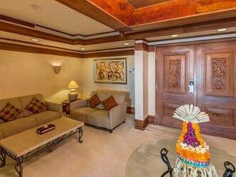 PRESIDENTIAL SUITE