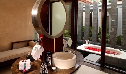 Four-Bedroom Courtyard