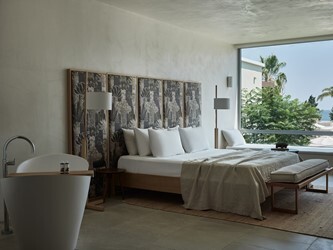 Luxury Bungalow Suite Side Sea View
