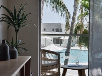 Luxury Bungalow Suite Side Sea View