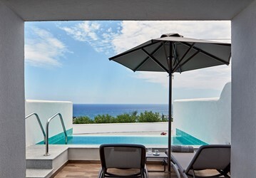 Room Country Private Pool with Sea View