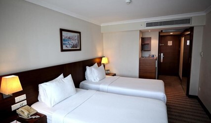 Twin Deluxe Room 