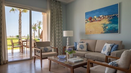 One Bedroom Beach Suite Sea View