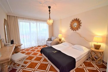 Apartment 1 Bedroom Panoramic Sea View