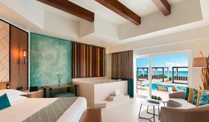 Junior Suite Swim-Up Oceantfront