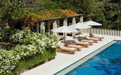 Six-Bedroom Villa