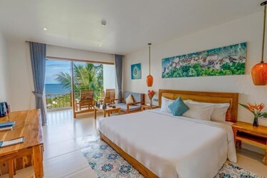 Connecting Deluxe Ocean View