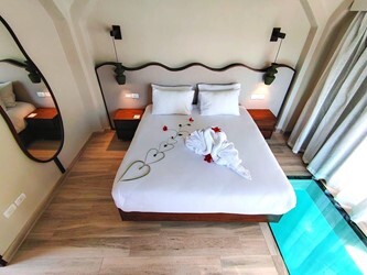 Maldives Room (Hanging Rooms In Lake) Adults Only +14