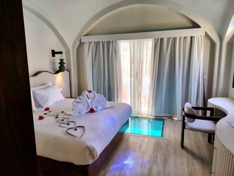 Maldives Room (Hanging Rooms In Lake) Adults Only +14